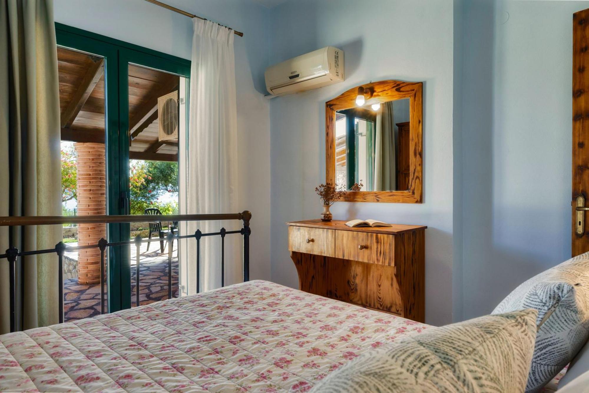 Anatoli Apartments - Tranquil Location & Stunning Views, By Zantewize Marathiás Стая снимка